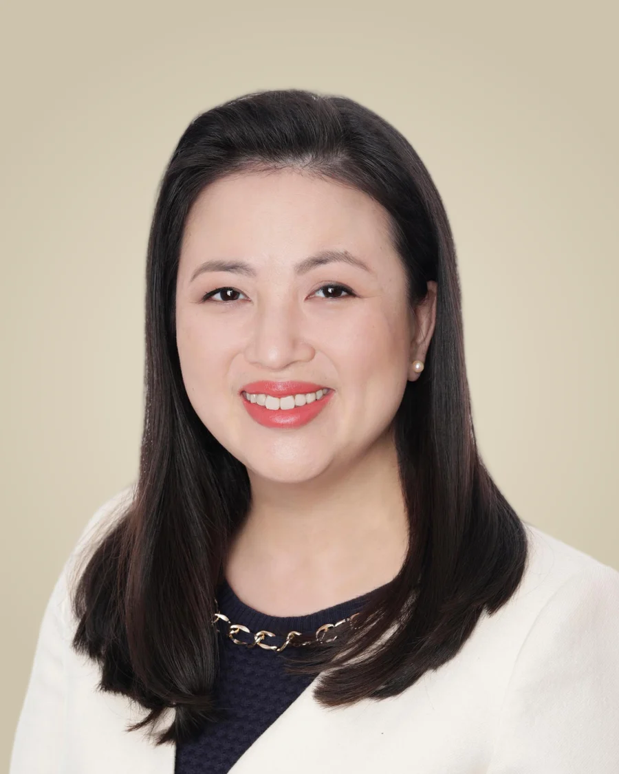 Portrait of Loan Chow, Director of YHC Lawyers